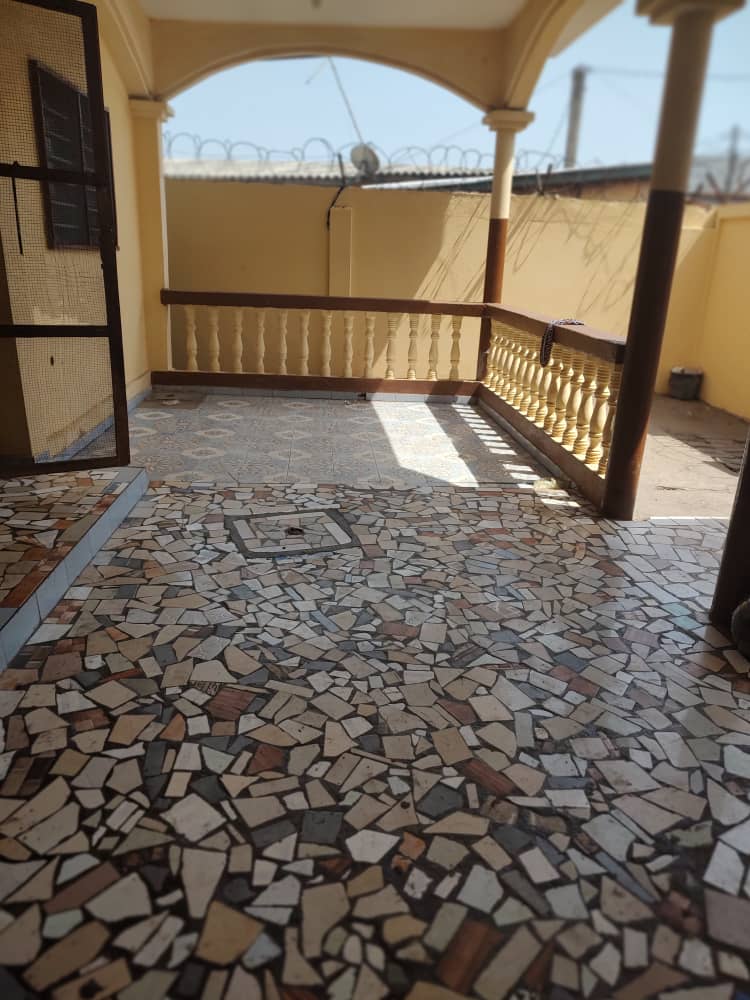 Villa 5 pièces en vente à Ablogamé – 70 millions FCFA