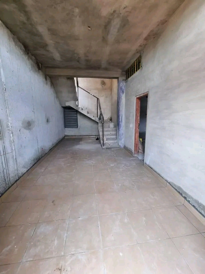 Villa en vente à SEGBÉ Akato – 25 millions FCFA