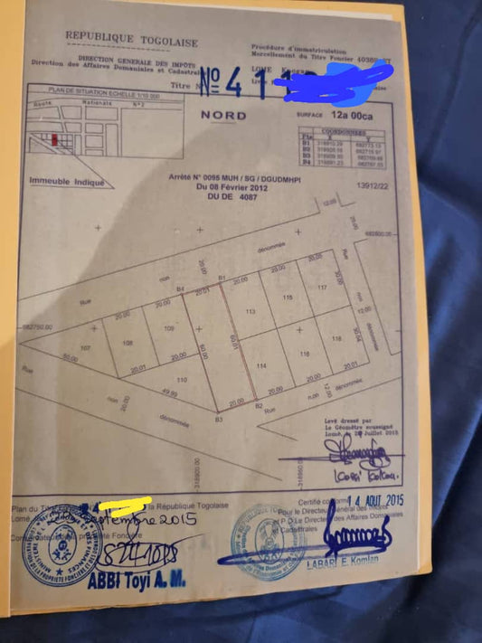 Terrain 2 lots en vente à Kpogan Agodéké à 100m du goudron côté plage – 25 millions FCFA le lot