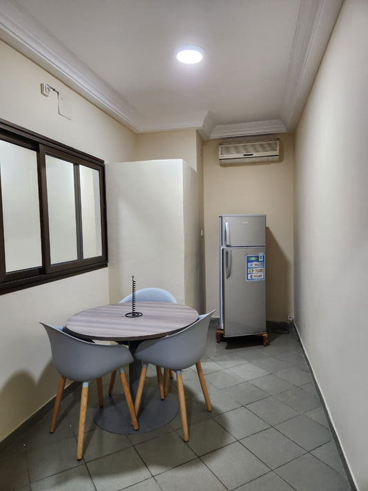 Appartement meublé 1 chambre en location à Dékon (Centre-ville Lomé) – 300000 FCFA par mois