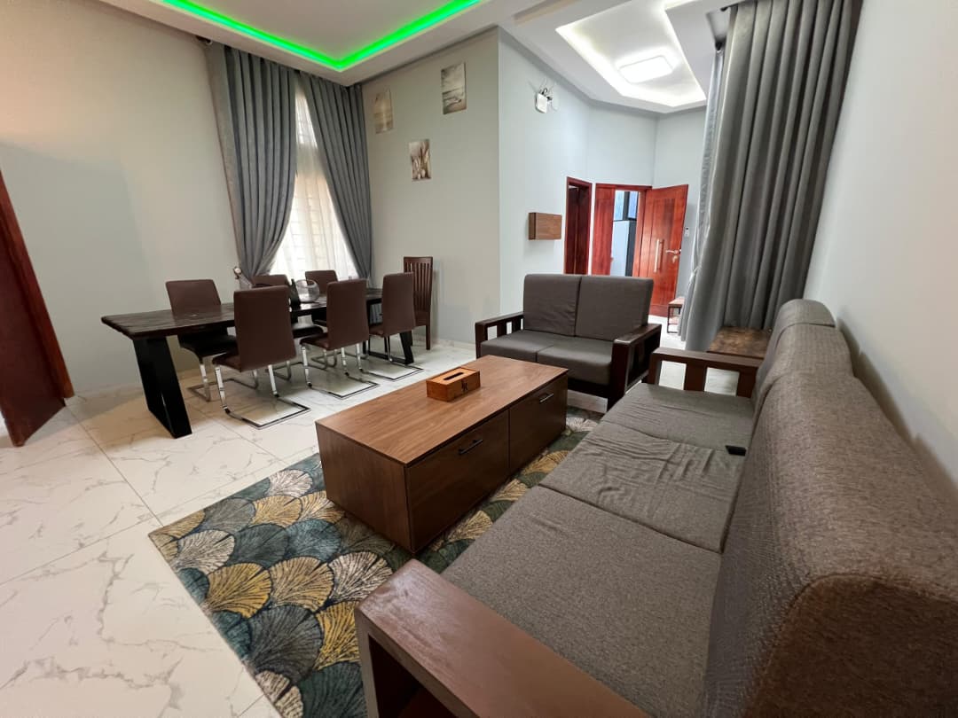 Appartement meublé à louer à AVEDJI – 400000 FCFA