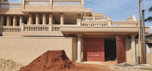 VILLA 9 PIÈCES À VENDRE À NYÉKONAKPOÈ – 900 m² | TITRE FONCIER