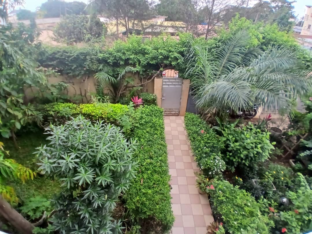 Villa à vendre à Attikoumé – 170 Millions FCFA