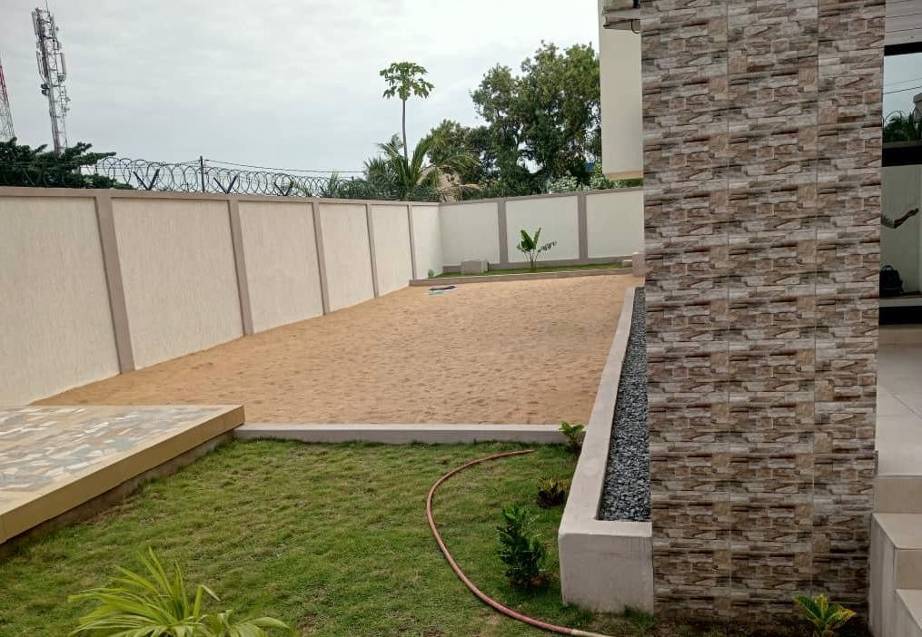 UNE VILLA 9 PIÈCES À LOUER À  LOMÉ - ABLOGAMÉ