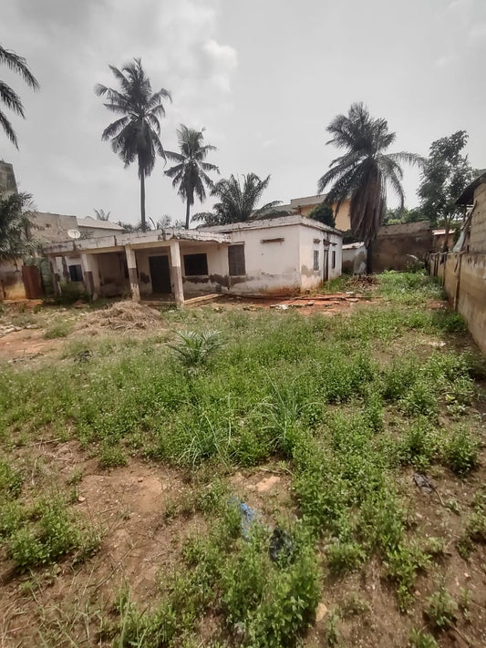 Maison en vente à Tokoin Protestant – 90 millions FCFA