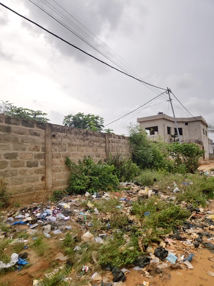 Terrain de 2 lots en vente en angle de rue à Agoè Légbassito – 40 millions FCFA le lot