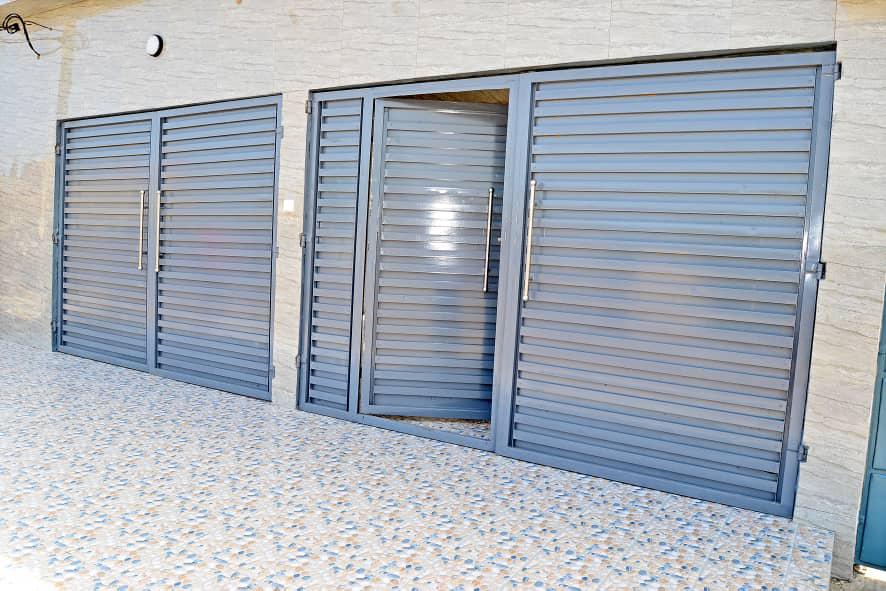 Villa meublée 2 chambres à louer à Nukafu – 400 000 FCFA