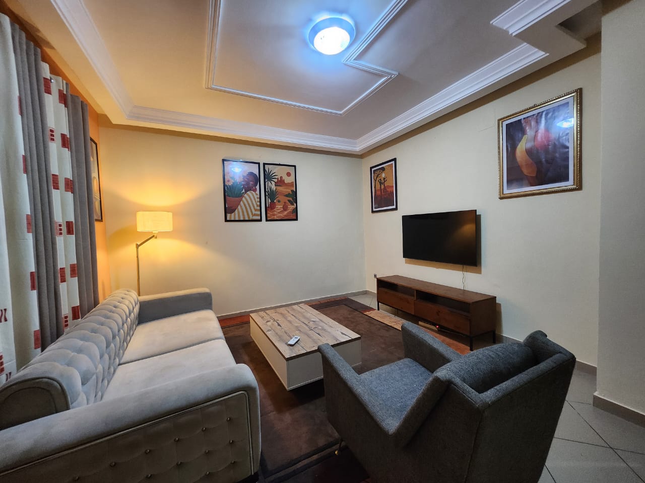 Appartement meublé 1 chambre en location à Dékon (Centre-ville Lomé) – 300000 FCFA par mois