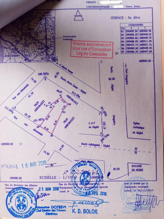 Terrain de plus d'un lot (649 m²) à vendre à Ségbé – 25 millions FCFA