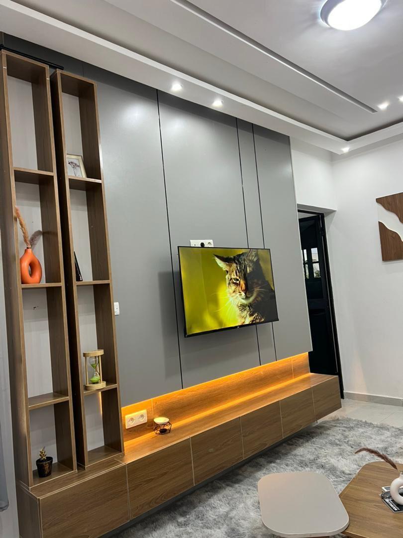 Appartement meublé à louer à Djidjolé en bordure de goudron – 350 mille FCFA