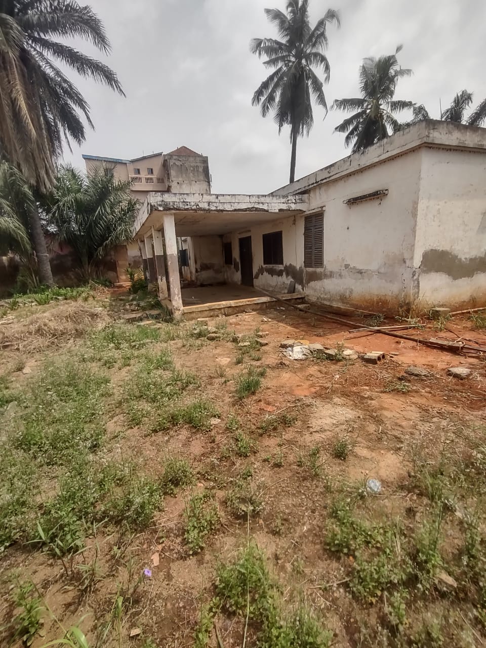 Maison en vente à Tokoin Protestant – 90 millions FCFA