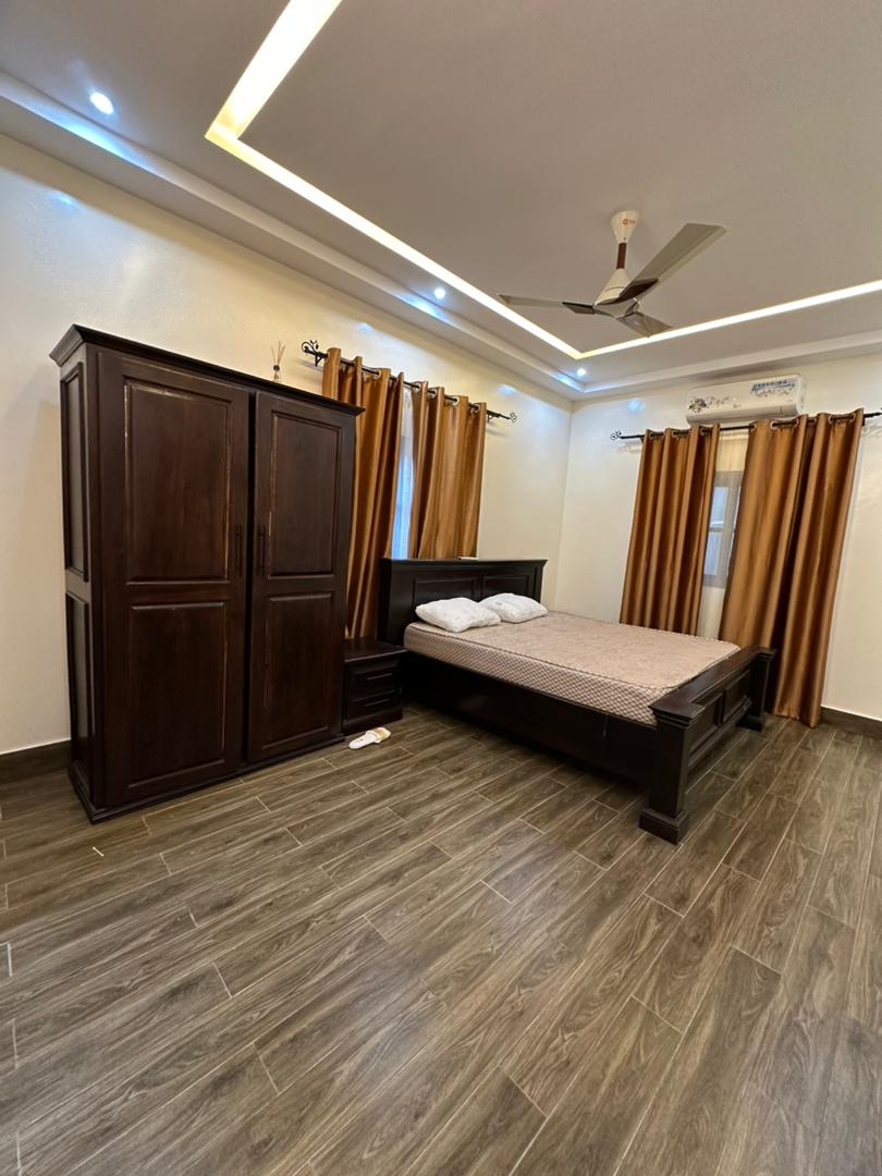 Mini Villa à louer à Agbalepedo – 500000 FCFA