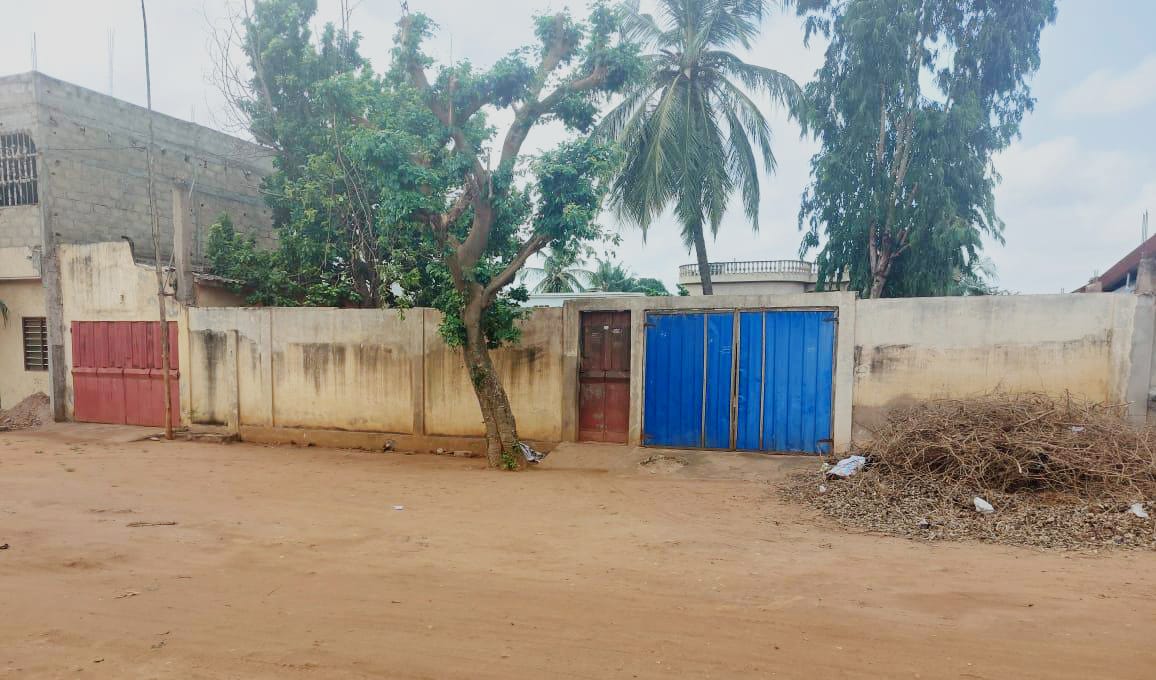 Maison de location à vendre à Agoè Assiyéyé – 46 millions FCFA