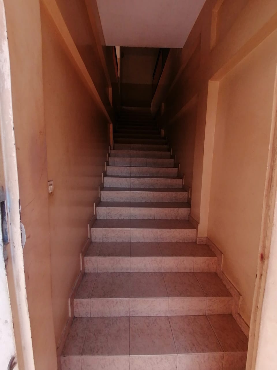 Villa duplex en vente en bordure de goudron à Bè Klikamé – 120 millions FCFA