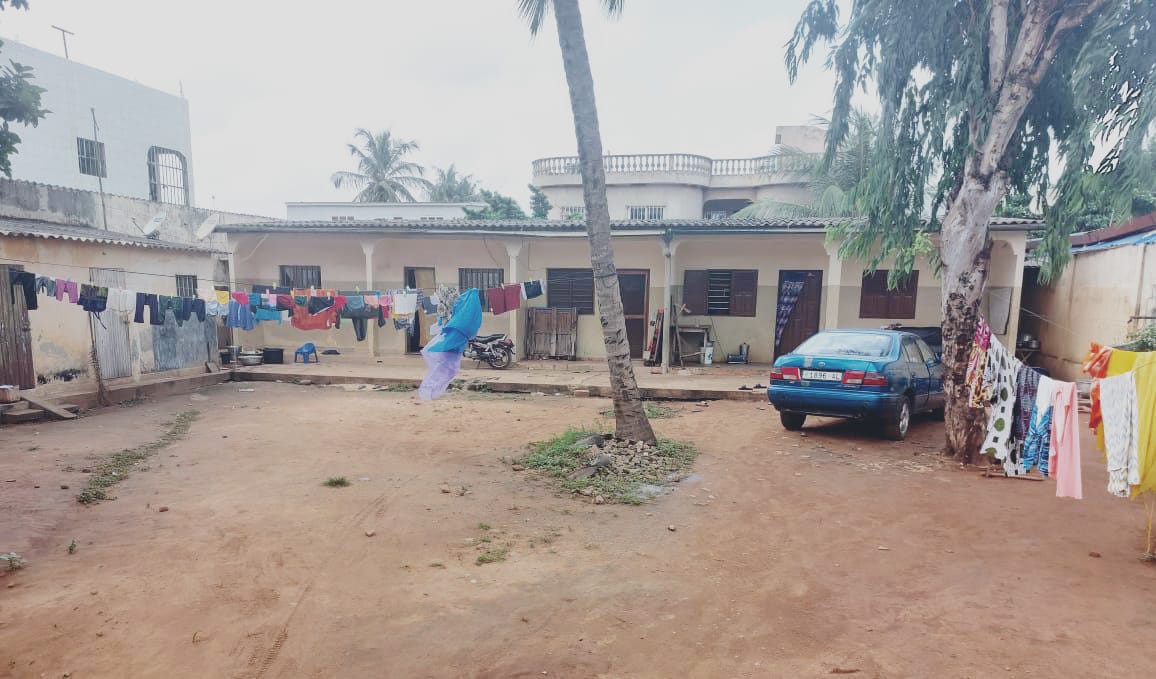 Maison de location à vendre à Agoè Assiyéyé – 46 millions FCFA