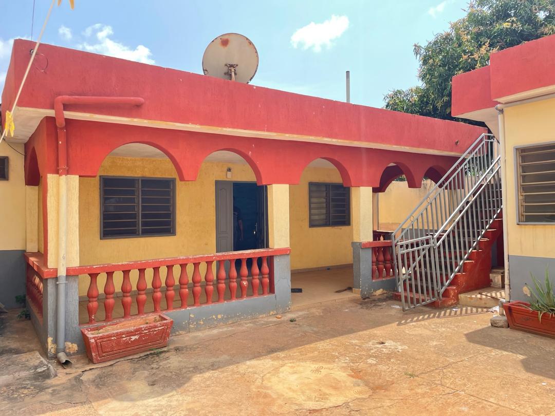 Villa 3 chambres en vente à Attiégou – 40 millions FCFA