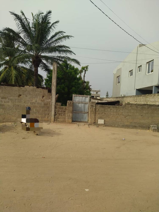 Terrain de 800 m² en vente à Agbalepedo – 70 millions FCFA