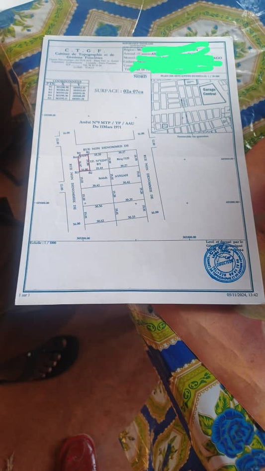 Terrain en angle de rue à vendre à Tokoin Dogbeavou – 58 millions FCFA