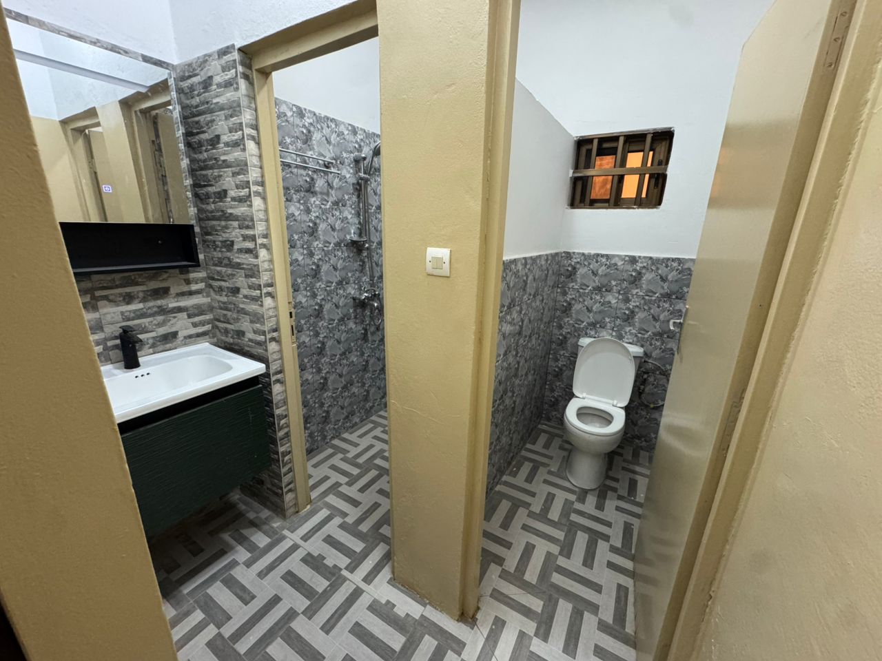 Villa à louer à Avédji – 200000 FCFA