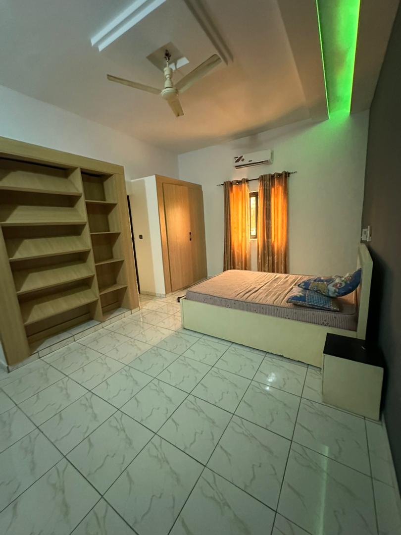 Villa 4 chambres avec piscine à vendre à Kpogan Agodékè – 200 millions FCFA