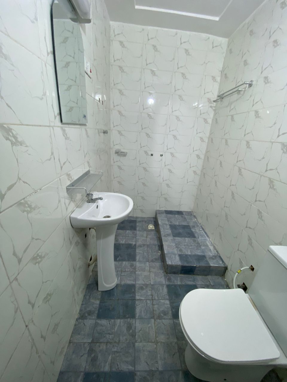 Villa duplex 9 chambres en vente à Adidogomé Sagbado – 120 millions FCFA