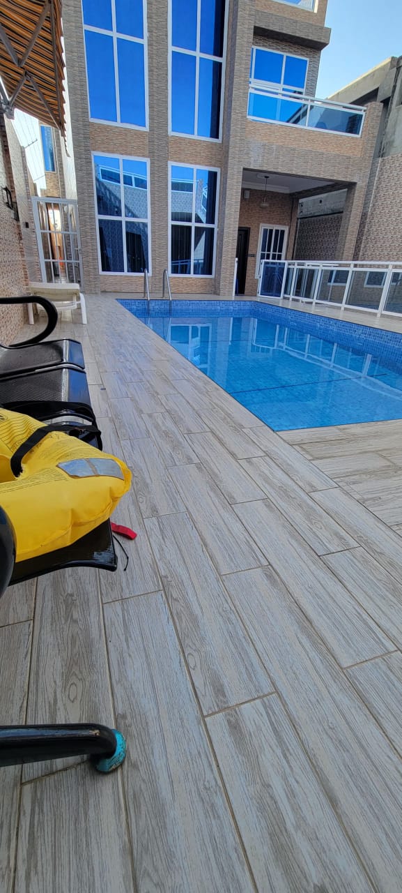Villa 6 chambres sur 300 m² en vente à Agodeka – 150 millions FCFA