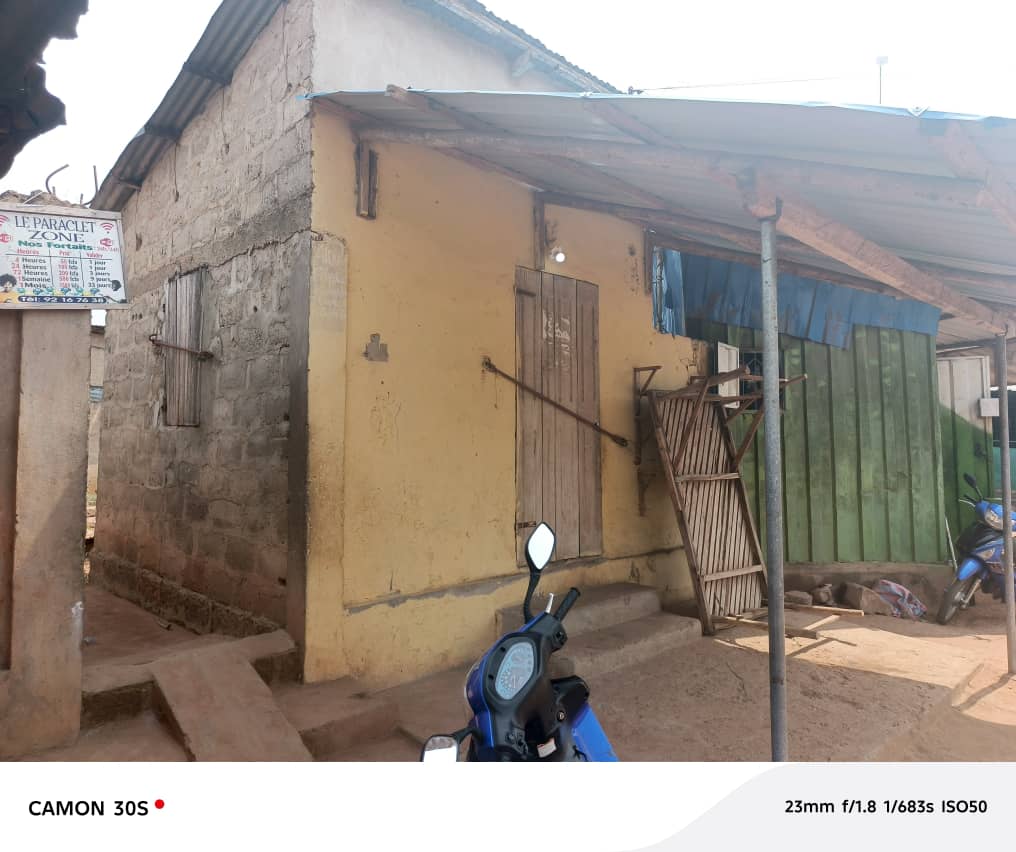 1/4 de lot à vendre à Avédji – 12 millions FCFA