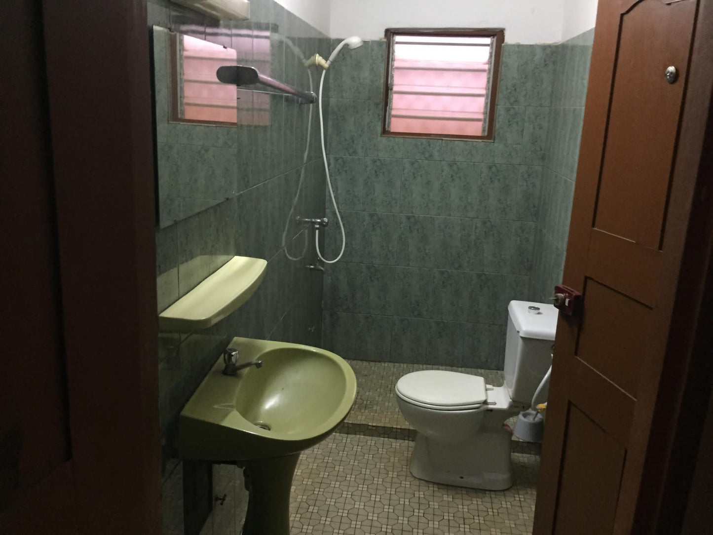 Villa 4 chambres salon en vente à Agoè Kitidjan – 40 000 000 FCFA