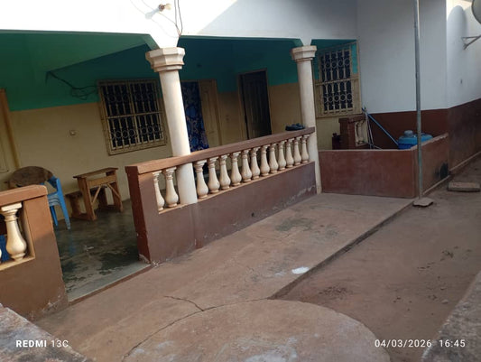 Maison 2 chambres en vente à Agoè Demakpoè – 28 millions FCFA