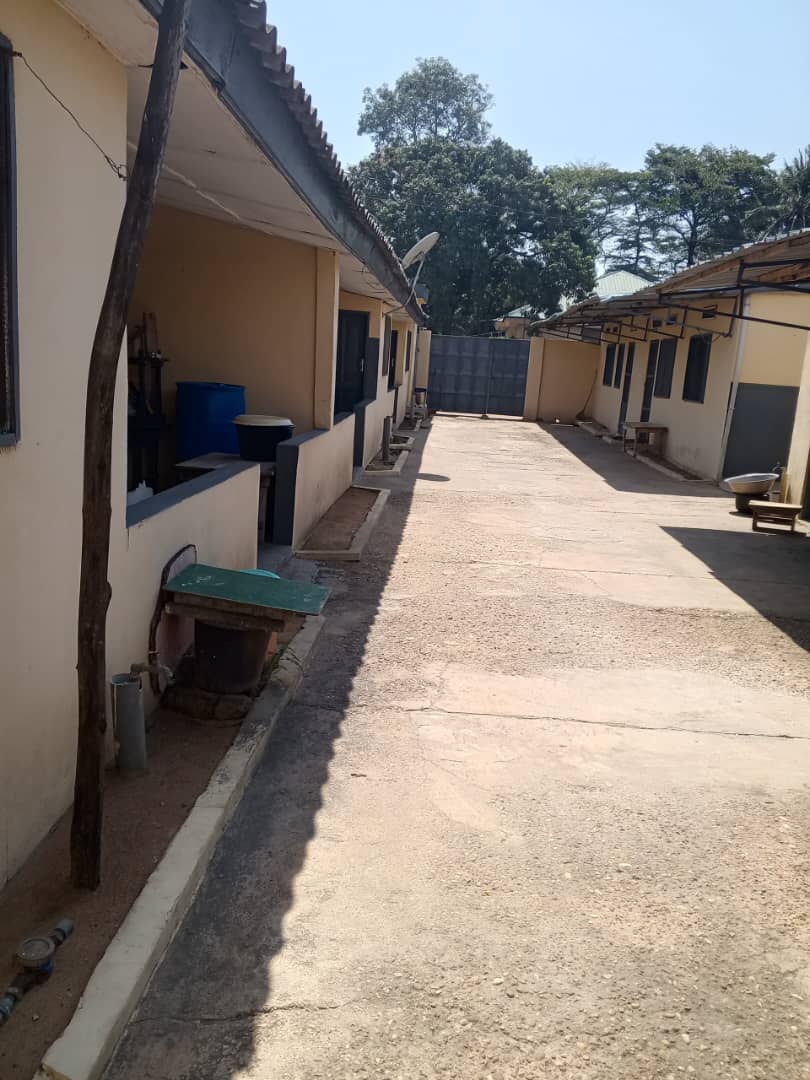 Villa duplex à vendre à Attiégou Dabarakondji (Aéroport) – 70 millions FCFA