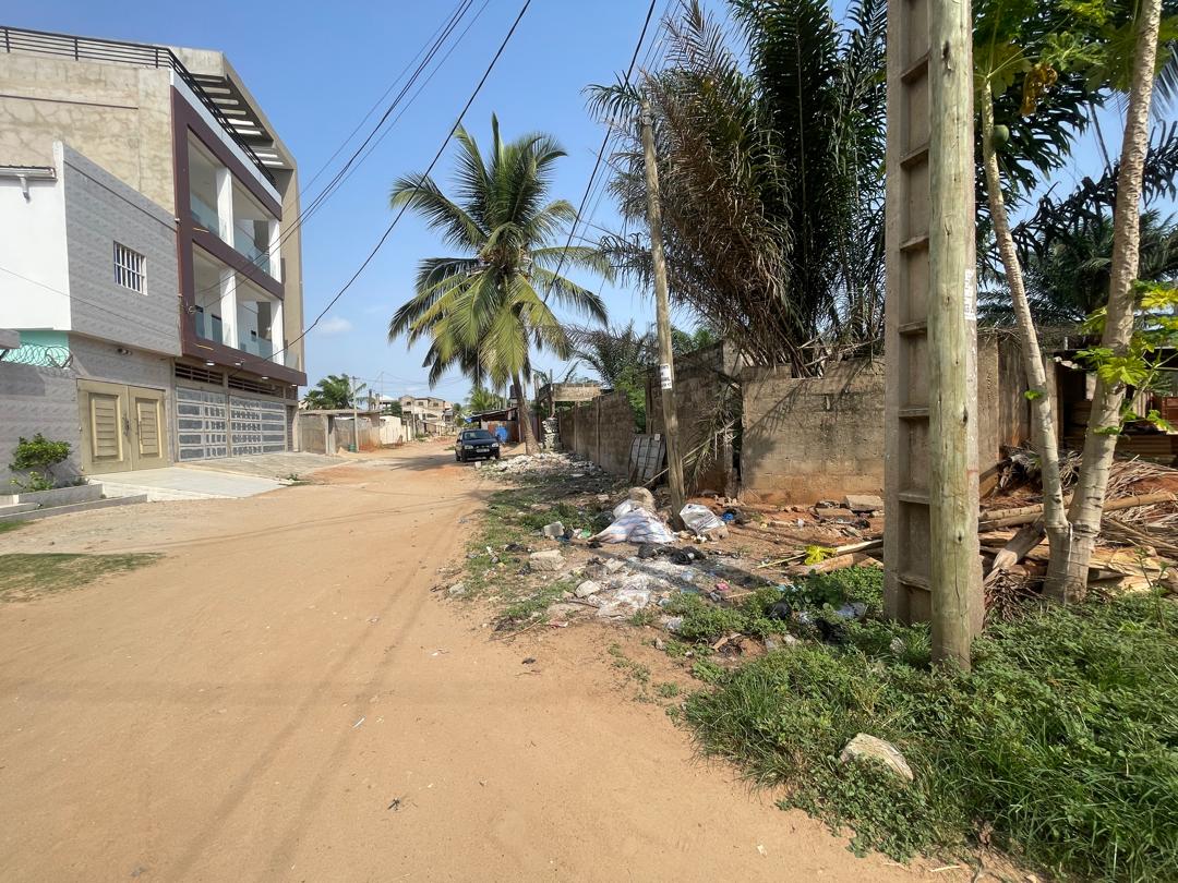 Villa 3 chambres en vente en angle de rue à Adidogomé Avenou – 45 millions FCFA