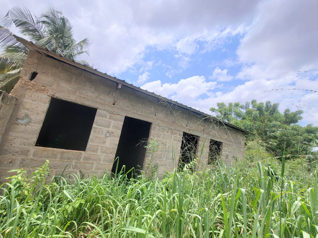 Terrain 1/2 lot en vente à Adidogomé – 12 millions FCFA