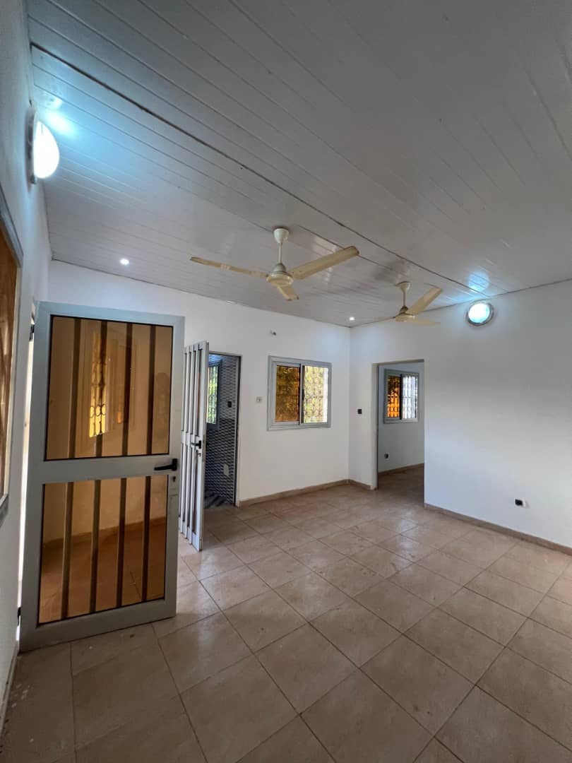 Maison à vendre à Segbé – 35000000 FCFA