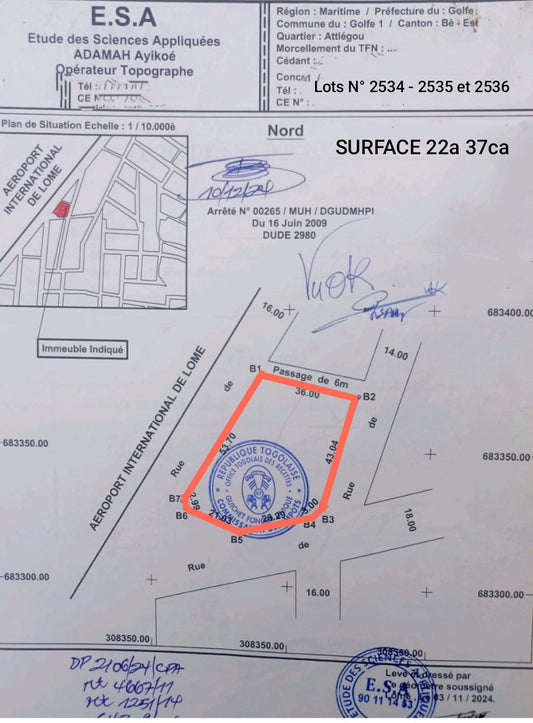 Terrain de 3.75 lots en vente en bordure de goudron à Attiégou – 225 millions FCFA