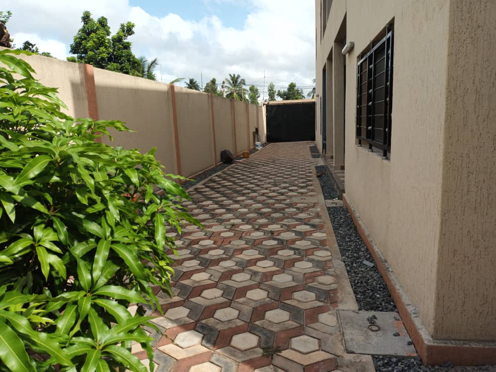 Villa 4 chambres en vente à Lankouvi – 230 millions FCFA
