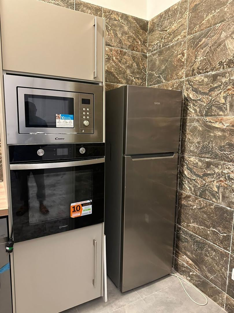 À LOUER – APPARTEMENT MEUBLÉ DE 3 PIÈCES | AVÉDJI DIASPORA | 500.000 F/MOIS