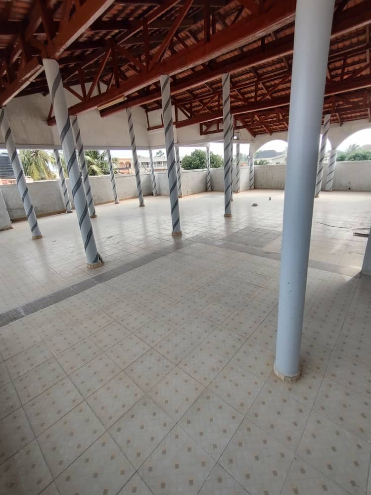 VILLA 7 PIÈCES À VENDRE – KÉGUÉ KÉLÉGOUGAN (FACE GOUDRON)