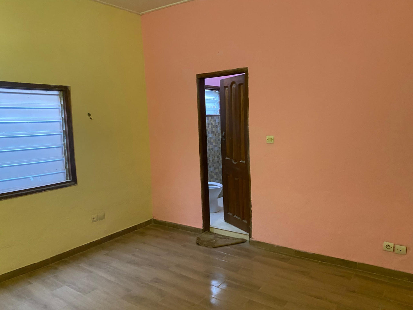 Villa 2 chambres en vente à Agoè Camp GP – 35 millions FCFA