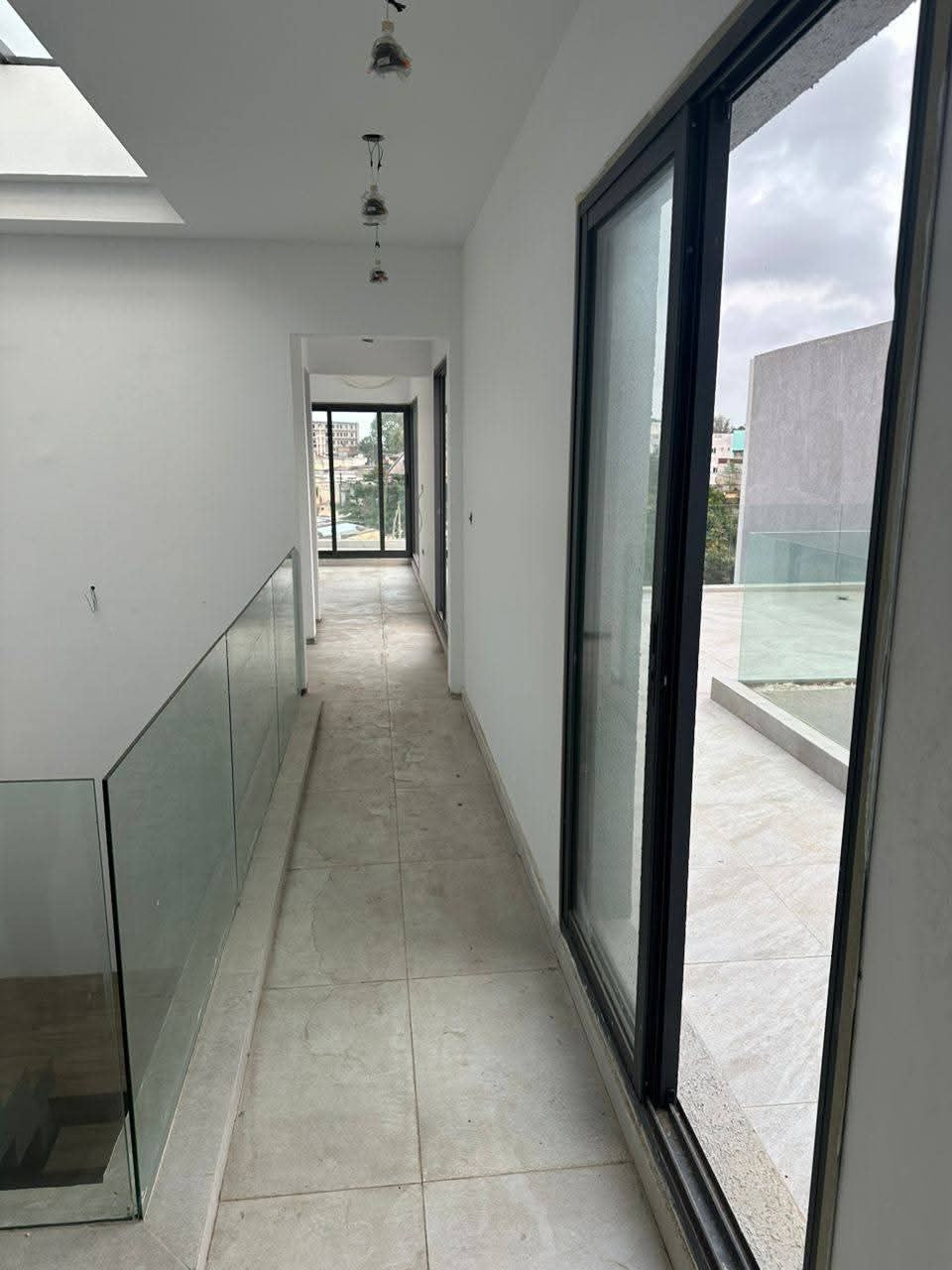 DEUX VILLAS JUMELLES À VENDRE À NOVISSI