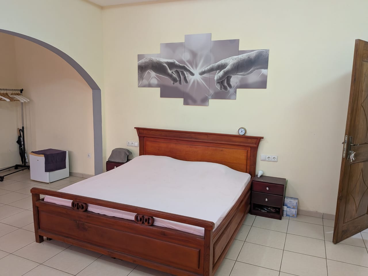 Villa 6 chambres en vente à Avépozo Hibomonou – 125 millions FCFA