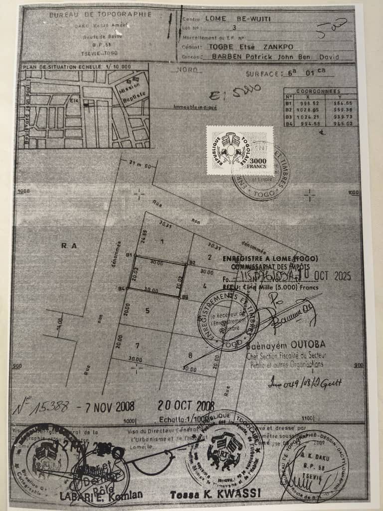 Terrain de 600 m² avec villa en vente à Tokoin Novissi – 85 millions FCFA