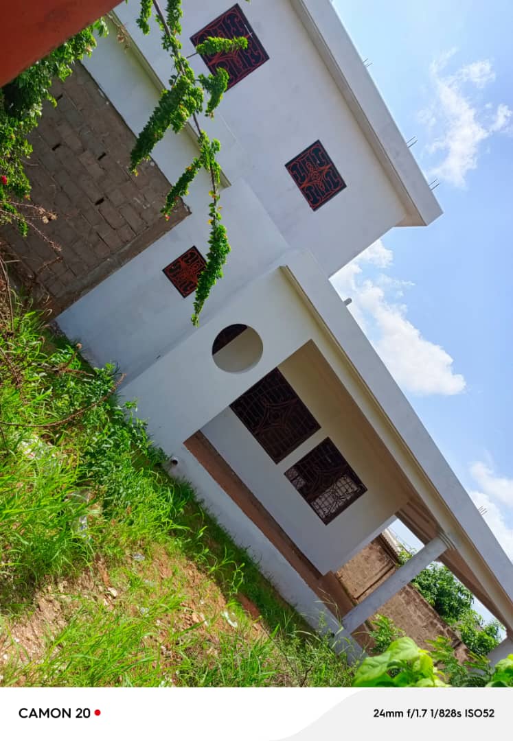Villa 5 pièces en vente à Djagblé – 50 millions FCFA