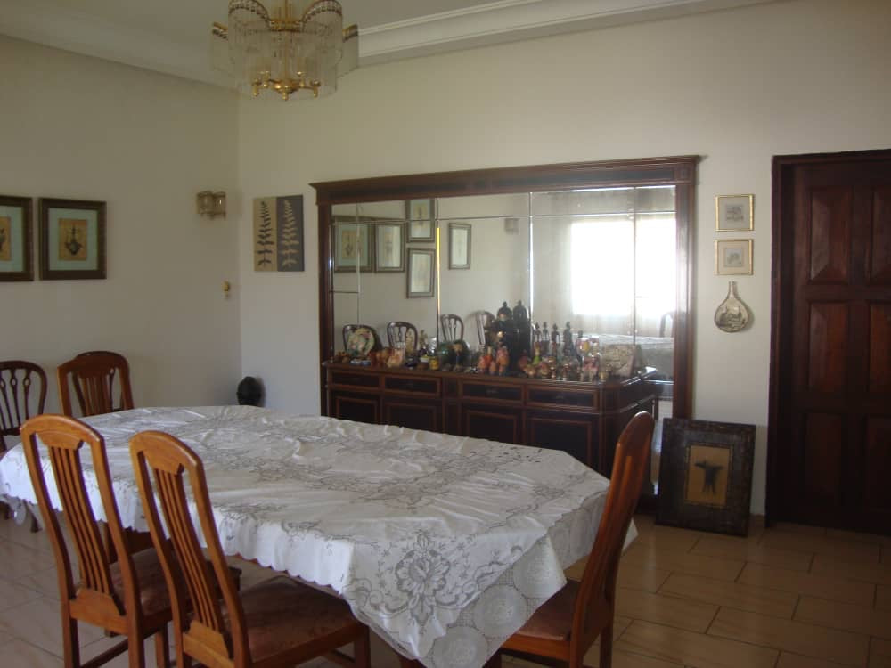UNE VILLA À VENDRE À NOVISSI AU BORD DU GOUDRON - 5 PIÈCES