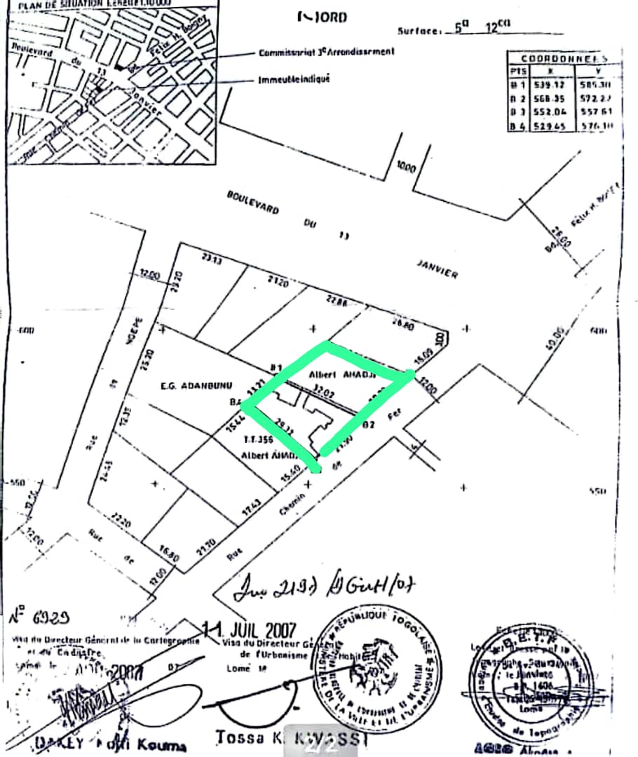 Terrain de 11a 32ca en vente en bord du goudron à Dékon lieu dit Abobo Kome – 350 millions FCFA