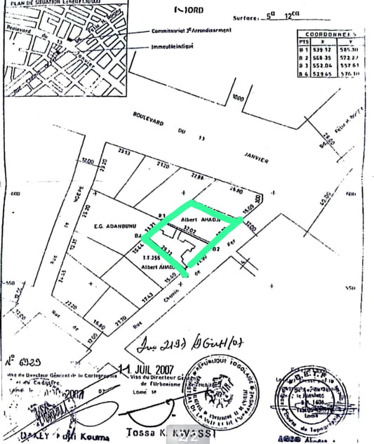 Terrain de 11a 32ca en vente en bord du goudron à Dékon lieu dit Abobo Kome – 350 millions FCFA