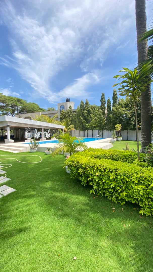 Villa 5 chambres à louer à Baguida – 2 500 000 FCFA