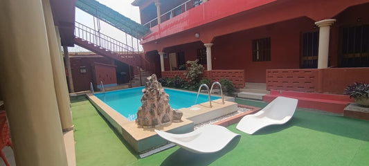 HÔTEL 19 CHAMBRES À VENDRE À ANÉHO CÔTÉ PLAGE – 2 LOTS | TITRE FONCIER