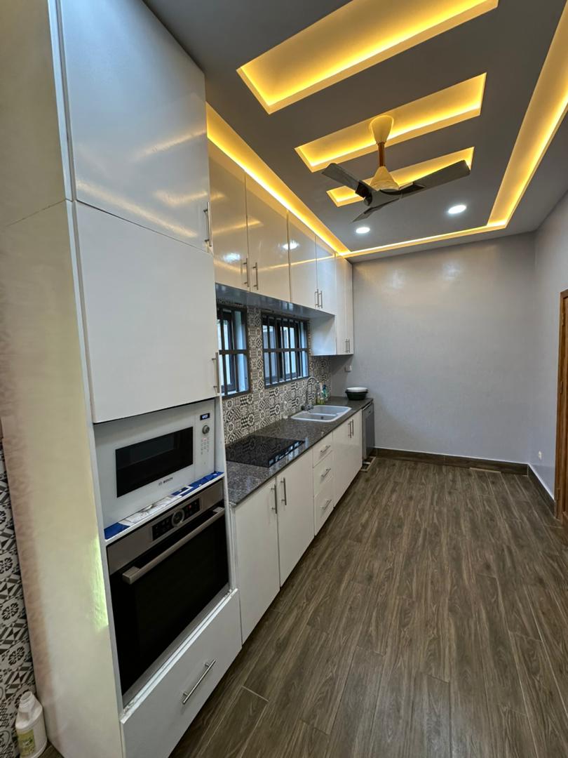 Mini Villa à louer à Agbalepedo – 500000 FCFA