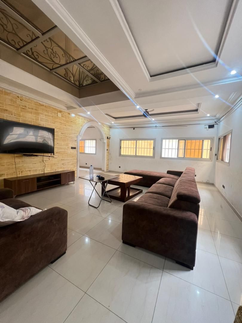Villa duplex 6 chambres en vente à Agoè Cacaveli – 190 millions FCFA