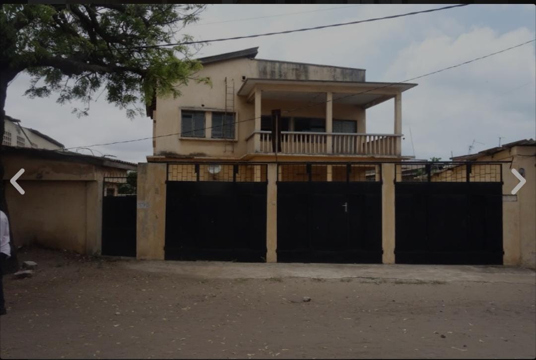 Villa 6 chambres en vente à Kodjoviacopé – 149 millions FCFA